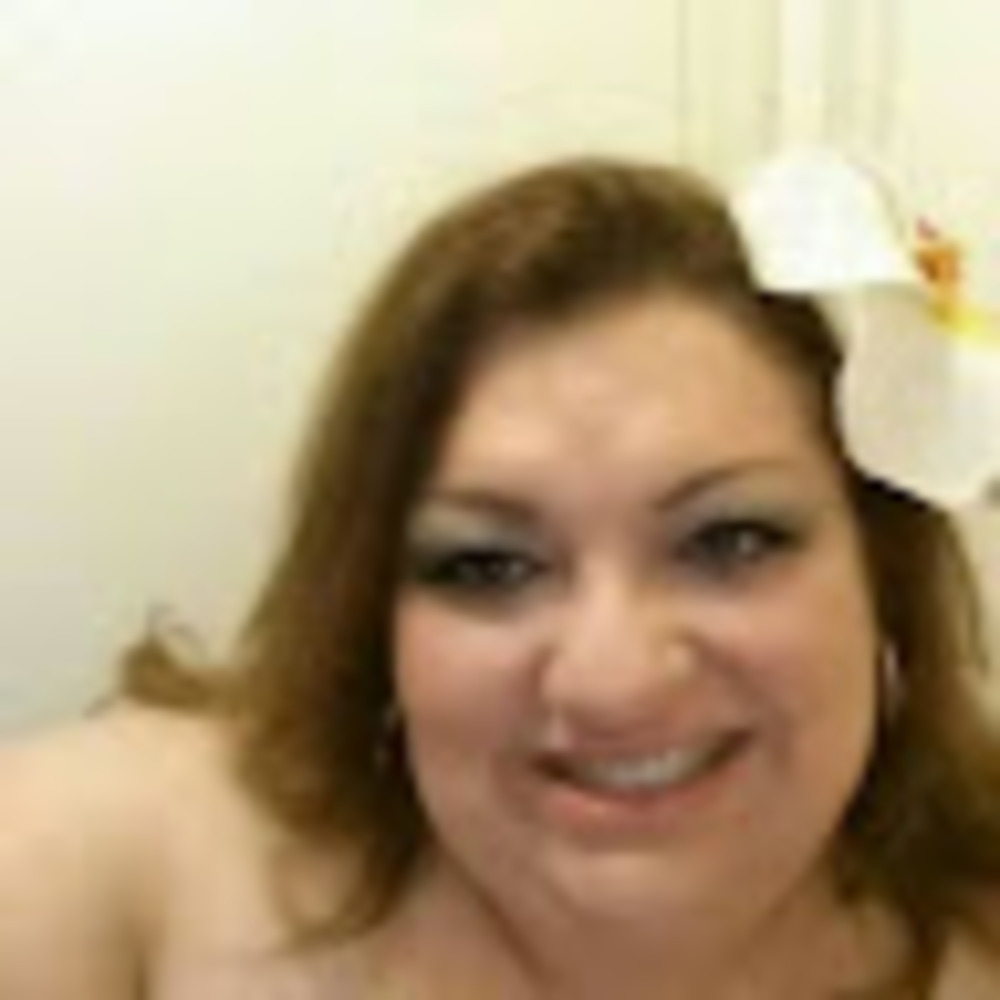 Meet your Posher, Claudia
